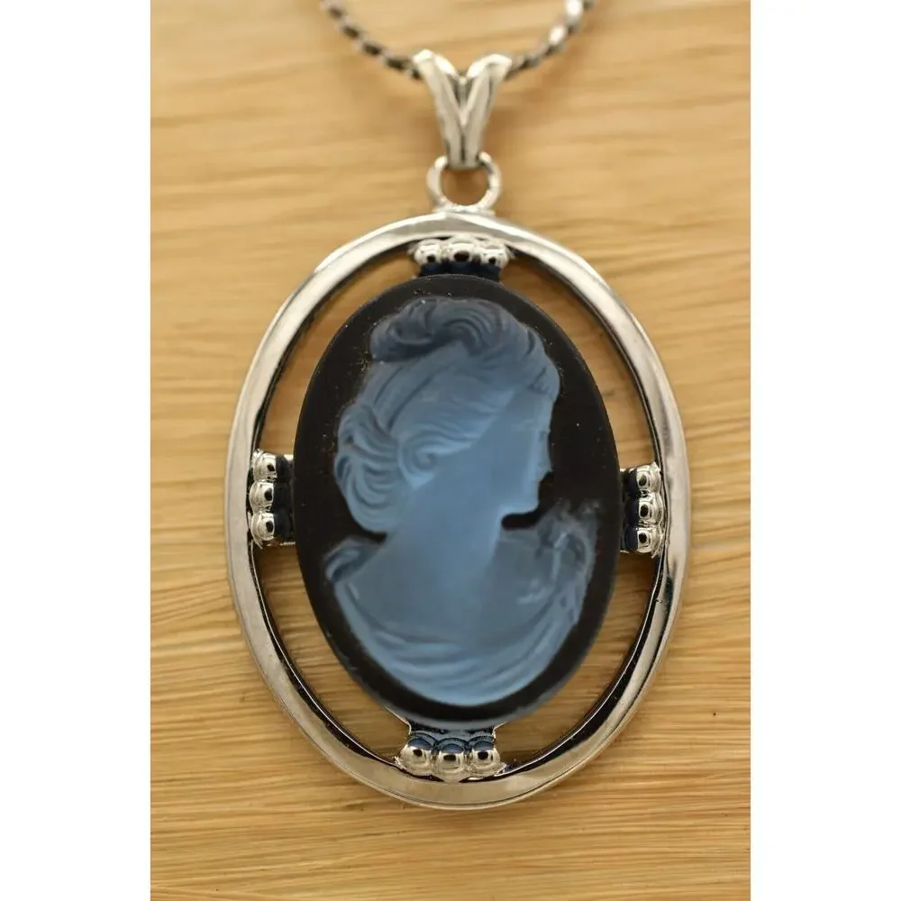 Unbranded stunning necklace